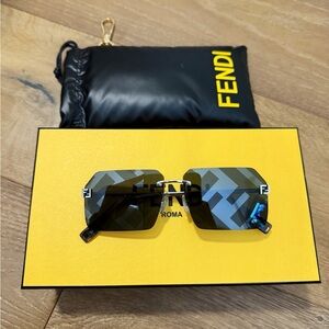 Fendi Grey Sunnies (New Arrival)
